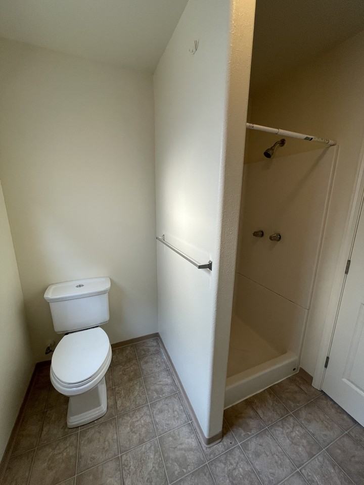 1076 Samoa Blvd #1 - Photo 6 of 14