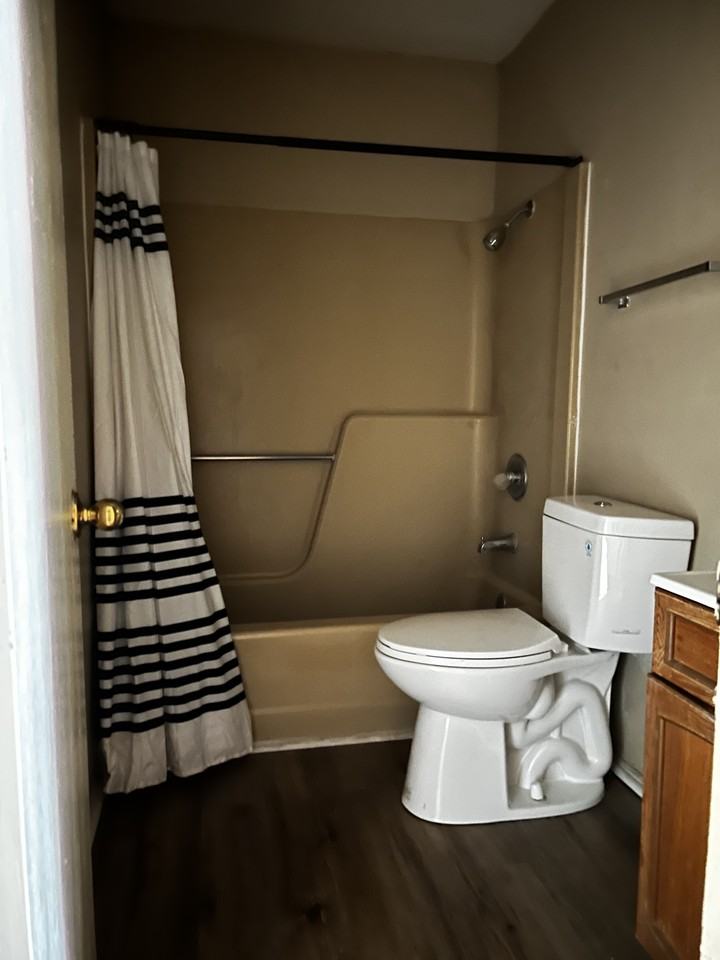 305 E Reagan Rd #A - Photo 4 of 7