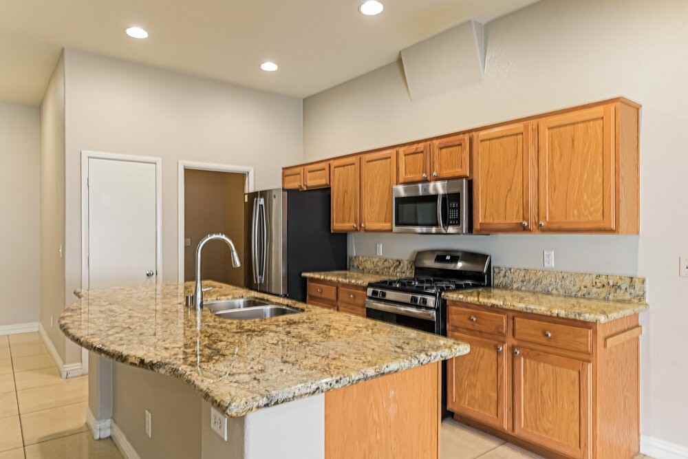 3370 Wasatch Cedars St - Photo 6 of 16