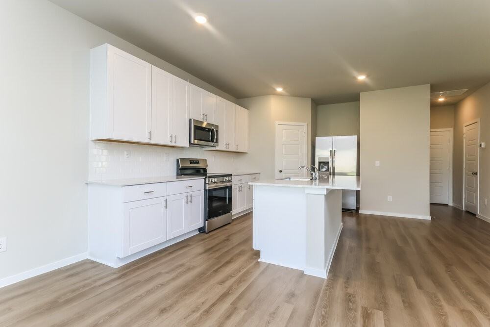 624 Levine Ct - Photo 7 of 17