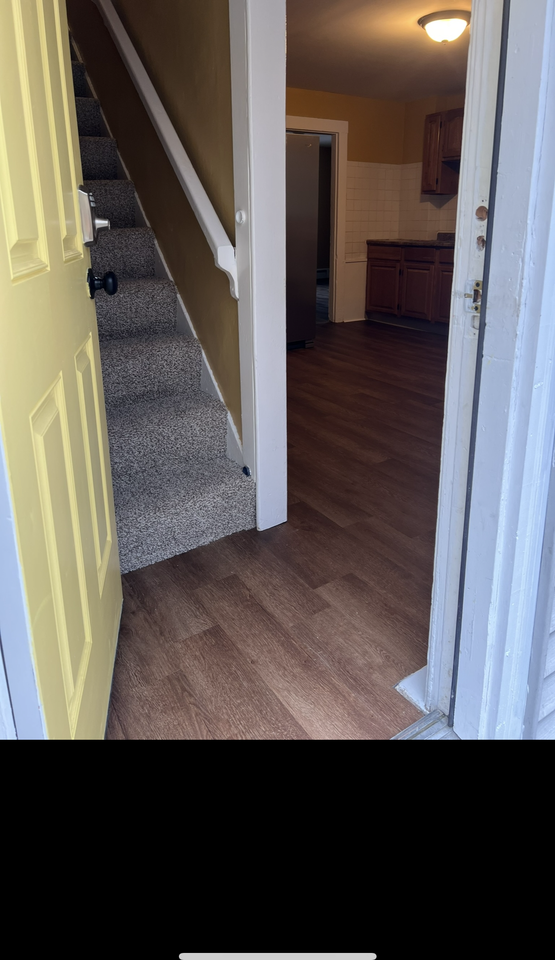 9 Bay St #9 - Photo 2 of 11