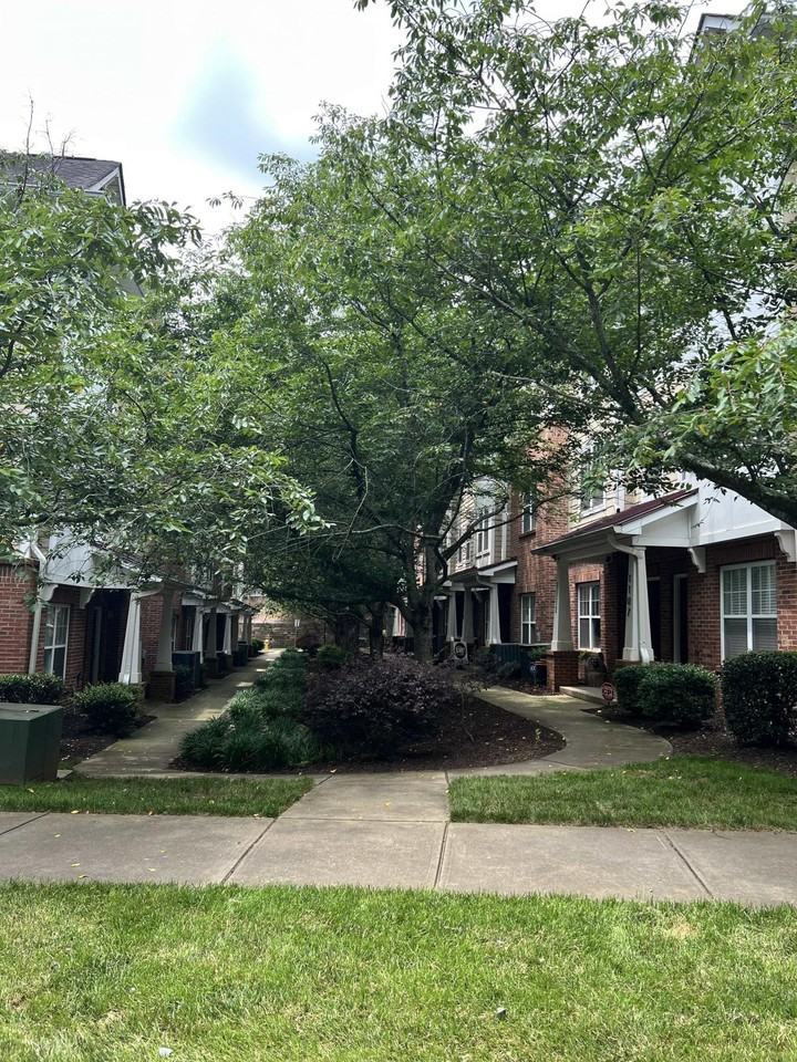 1123 Ilana Ct #1 - Photo 5 of 29