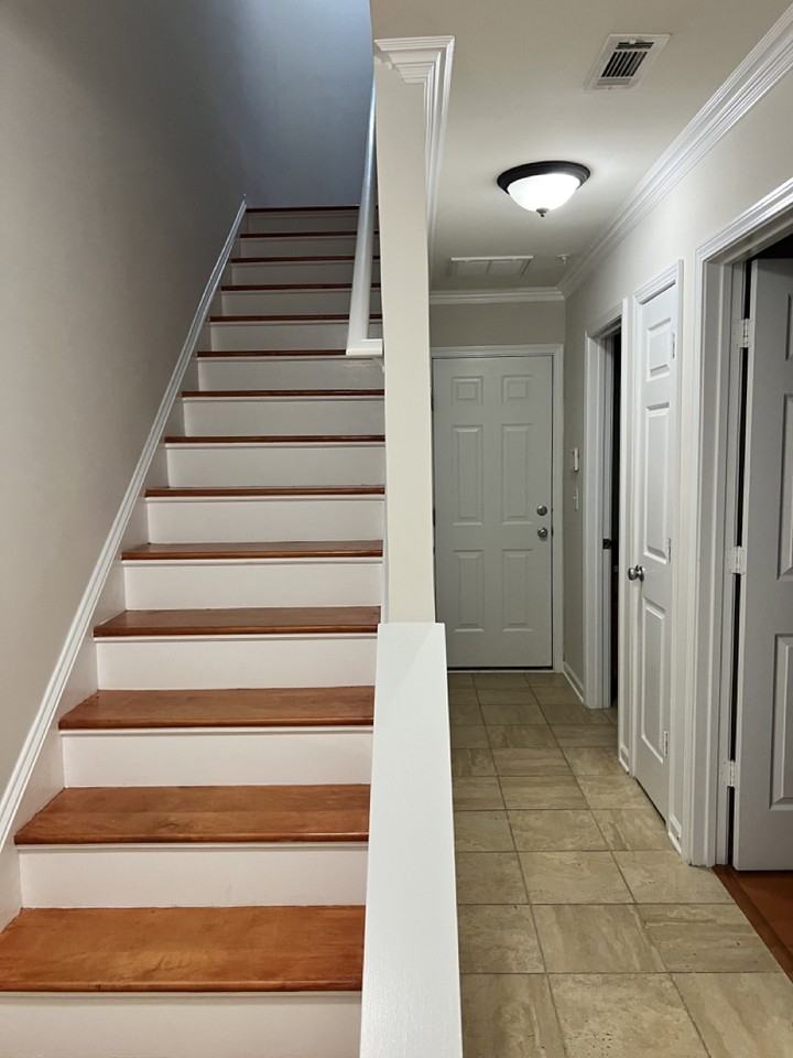 1123 Ilana Ct #1 - Photo 6 of 29