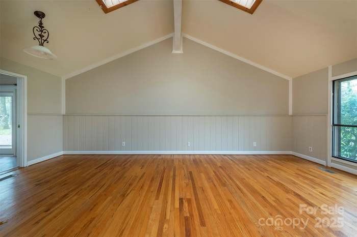 411 Holly Hill Dr #NA - Photo 2 of 20