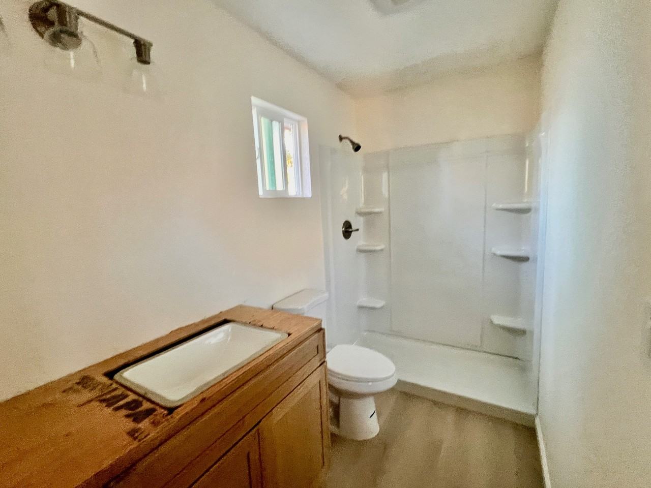 1561 Royal Way #NA - Photo 6 of 13