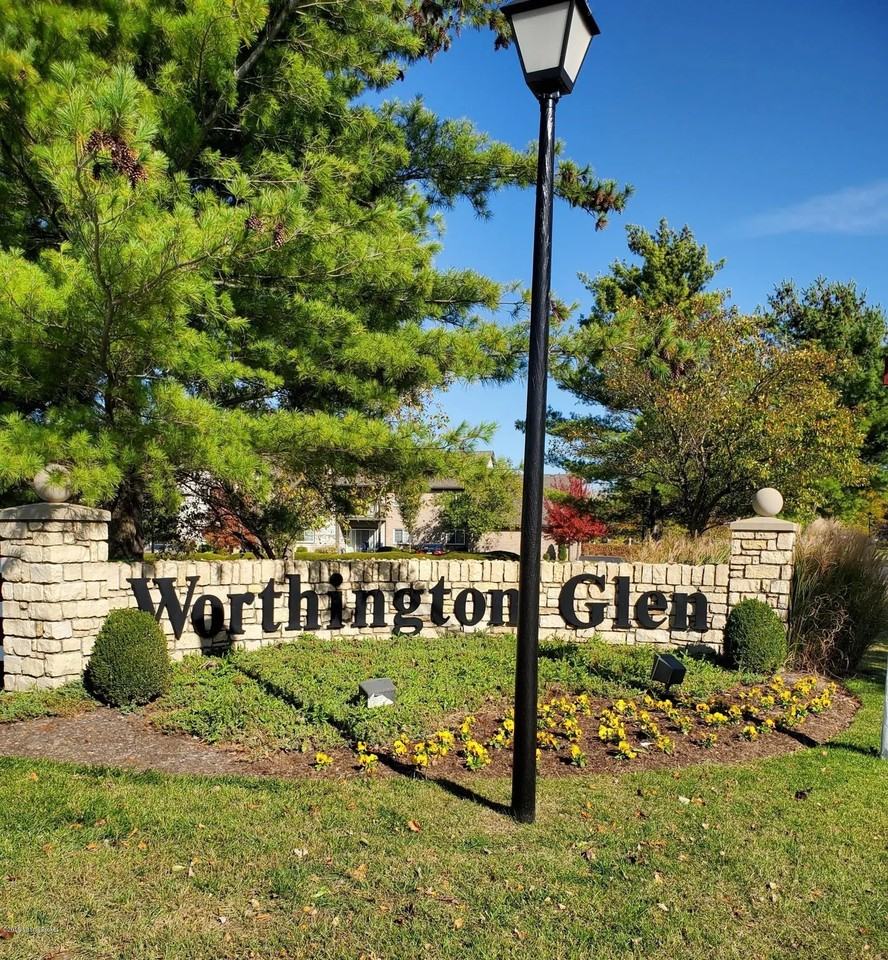 10405 Trotters Pointe Dr #204 - Photo 2 of 44