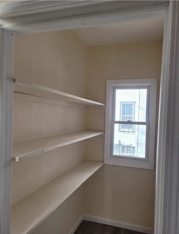 50 1/2 Annawan St - Photo 3 of 9