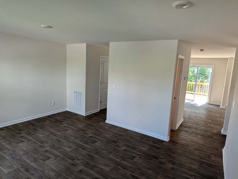 103 Colt St - Photo 3 of 20