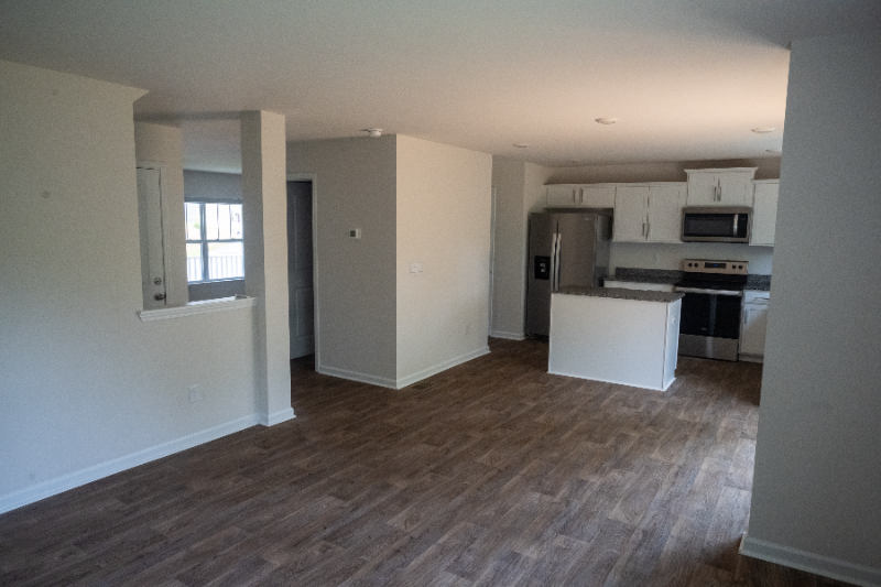 103 Colt St - Photo 4 of 20