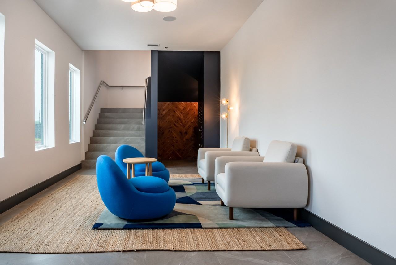 1740 Dennet Road - Photo 5 of 14