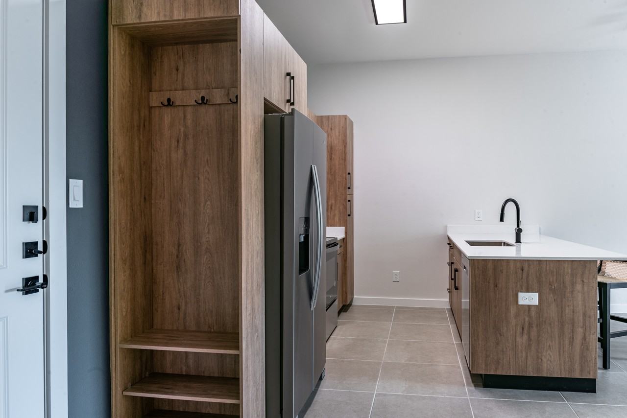 1740 Dennet Road - Photo 6 of 14