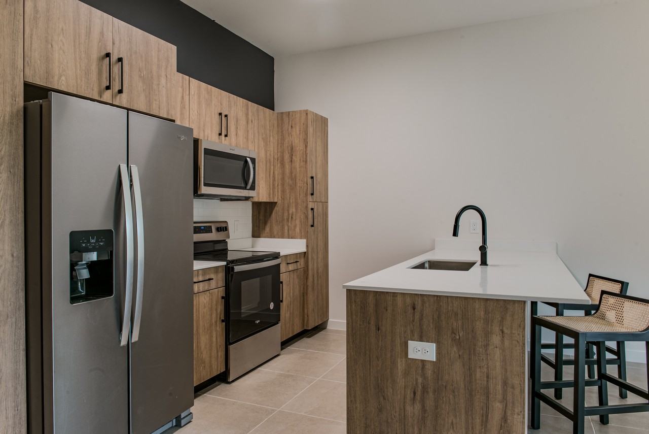 1740 Dennet Road - Photo 7 of 14