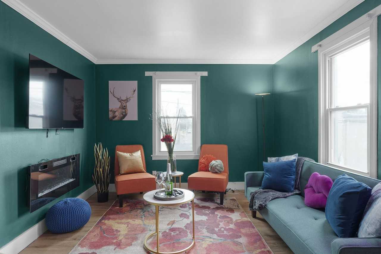 1655 Goethe Street - Photo 4 of 6