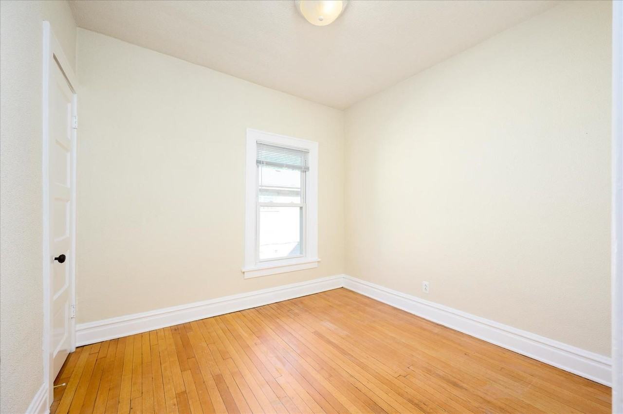 614 S Euclid Ave - Photo 2 of 16