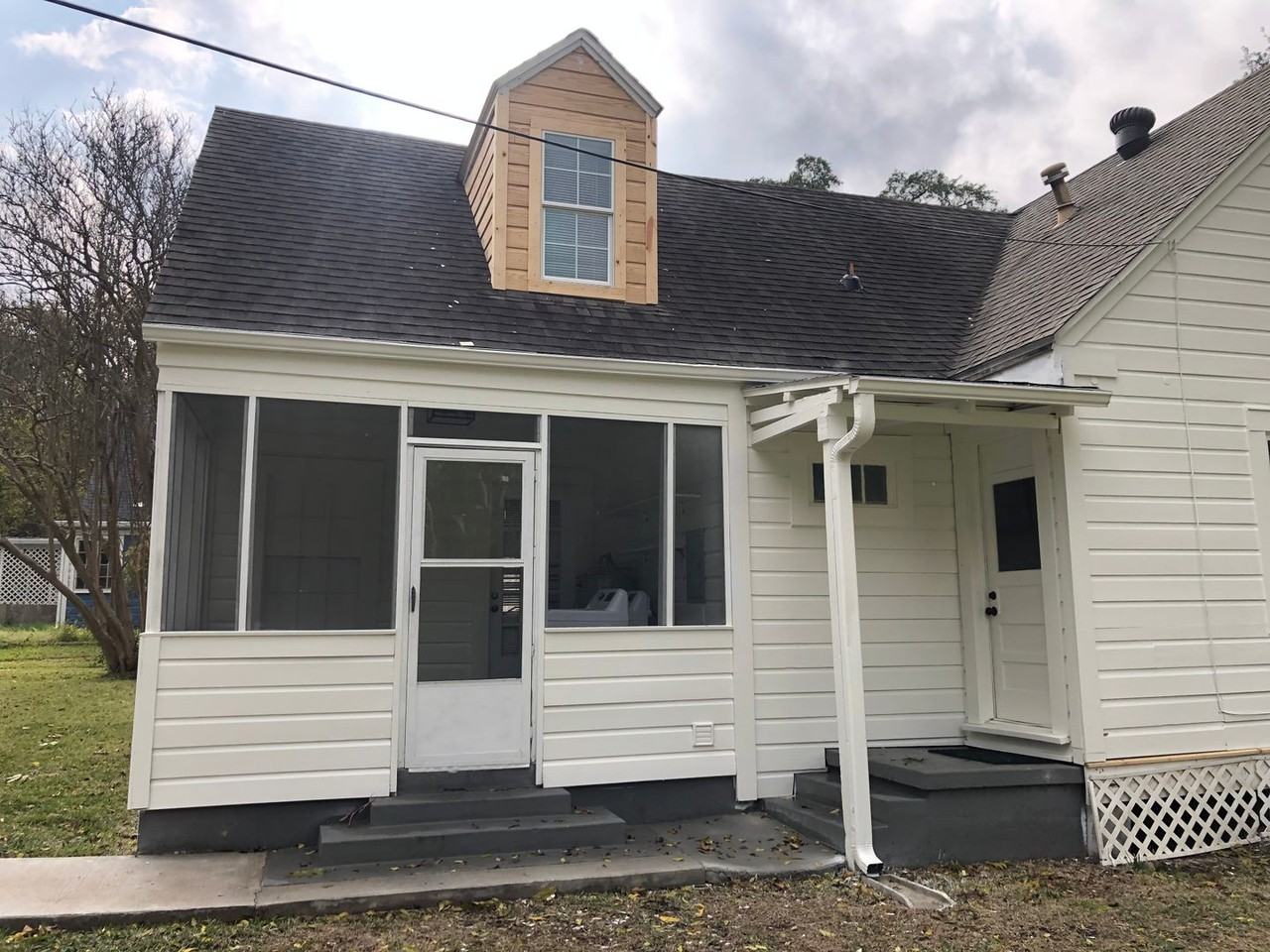 1803 Avenue P - Photo 5 of 33