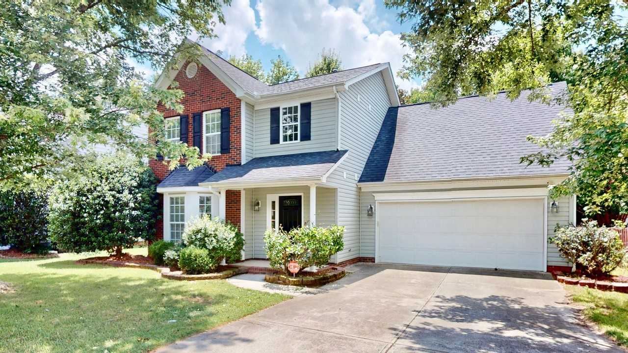 1838 Chinchester Ln - Photo 2 of 30