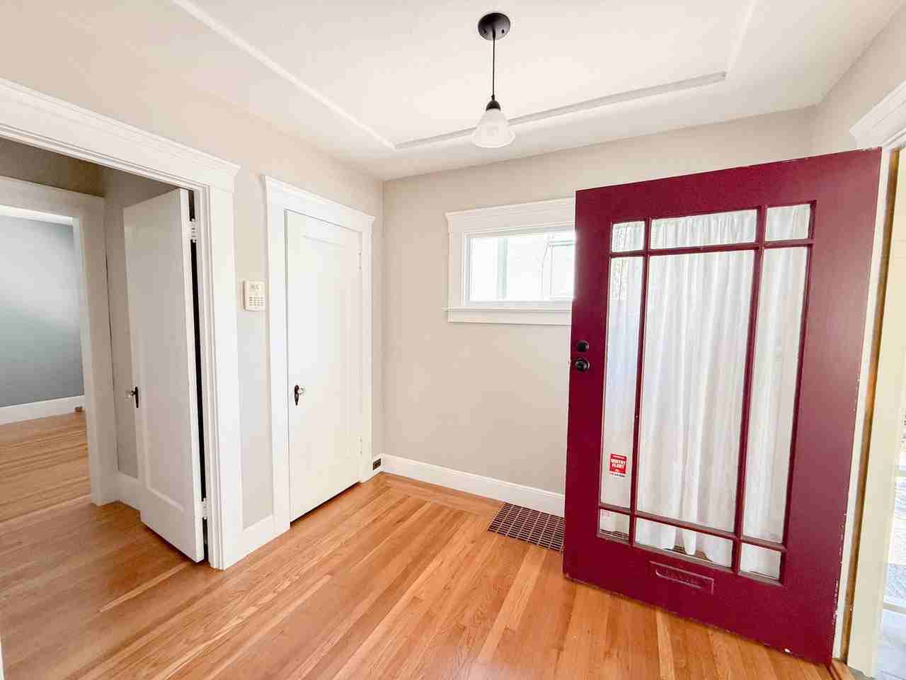 1455 Wellington St - Photo 2 of 37