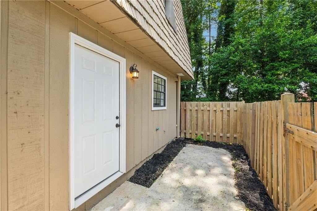 6438 Stone Ter - Photo 3 of 25