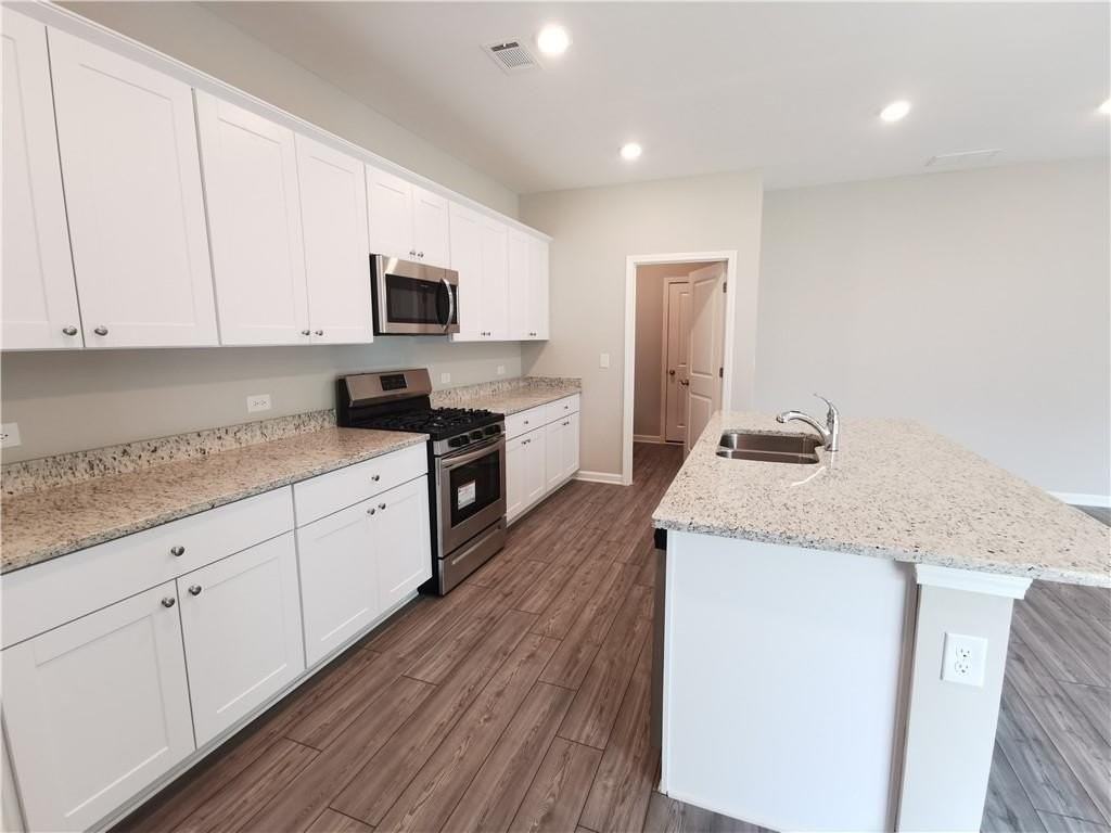 4616 Waxwing St - Photo 7 of 28