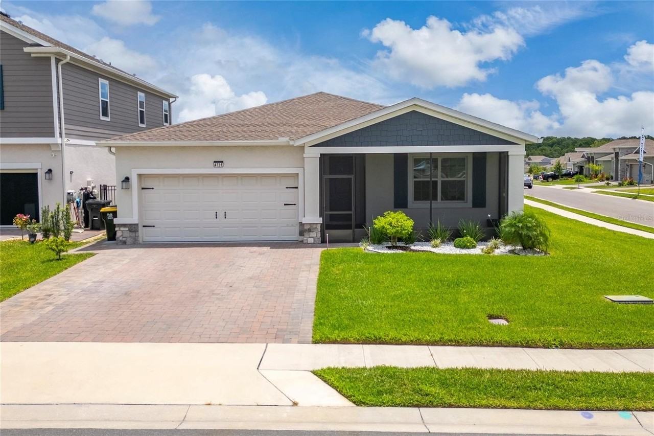 4751 Waltham Forest Dr - Photo 2 of 32