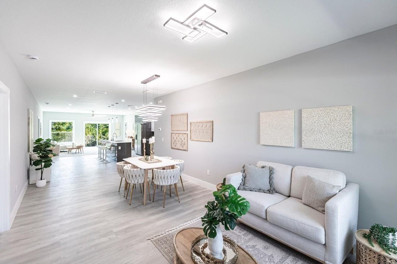 27117 Treadmill Dr - Photo 7 of 48