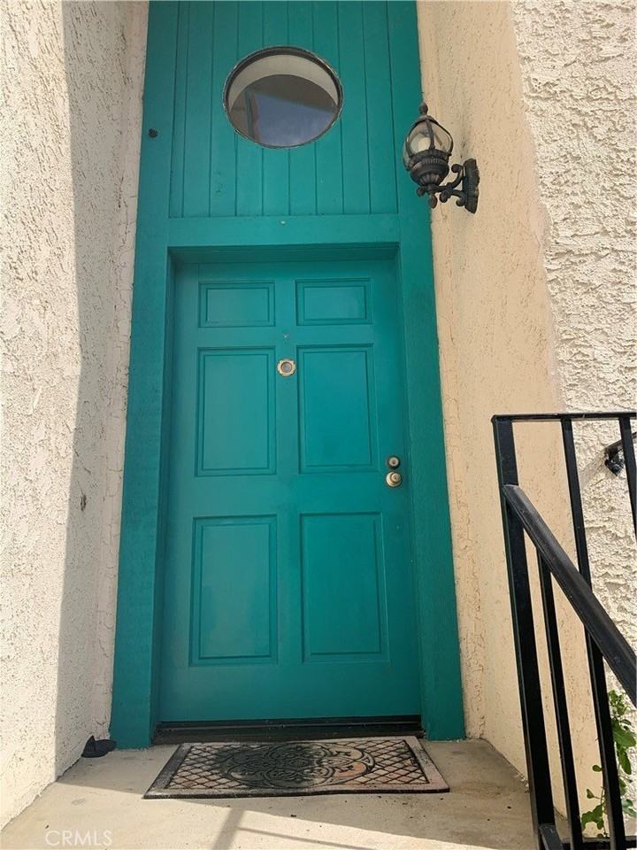 5246 Calderon Rd - Photo 2 of 50