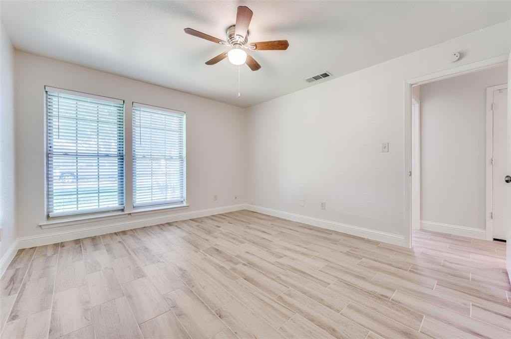 3051 Airhaven St - Photo 6 of 12