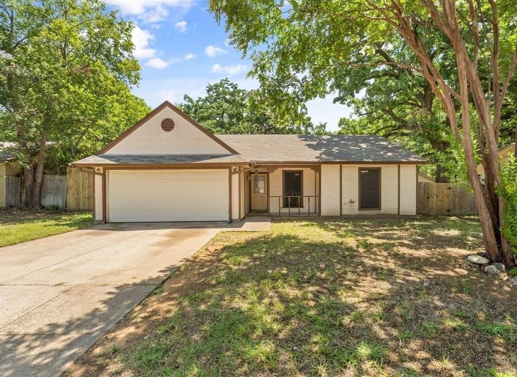 6007 Brentcove Drive - Photo 2 of 35