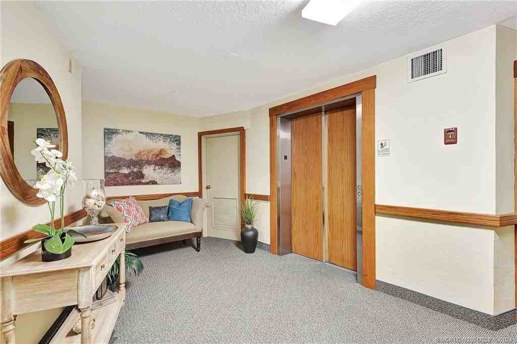 150 Se Four Winds Dr Apt B303 #B303 - Photo 4 of 50