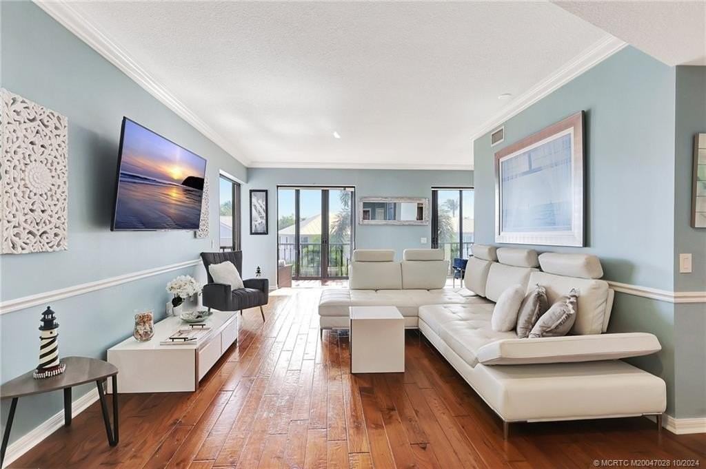 150 Se Four Winds Dr Apt B303 #B303 - Photo 7 of 50