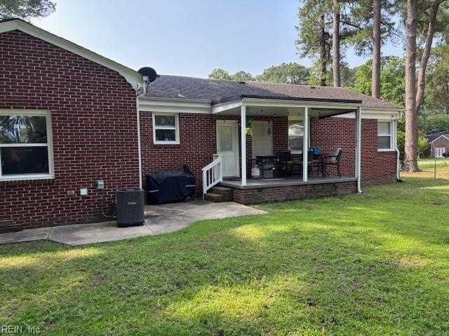 5020 Fable Ave - Photo 6 of 14