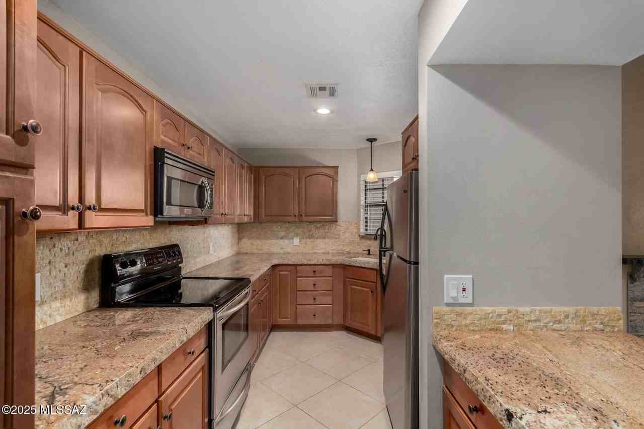 6500 N Tierra De Las Catalinas - Photo 3 of 32