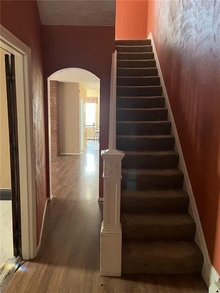 2515 Mount Troy Rd - Photo 3 of 27