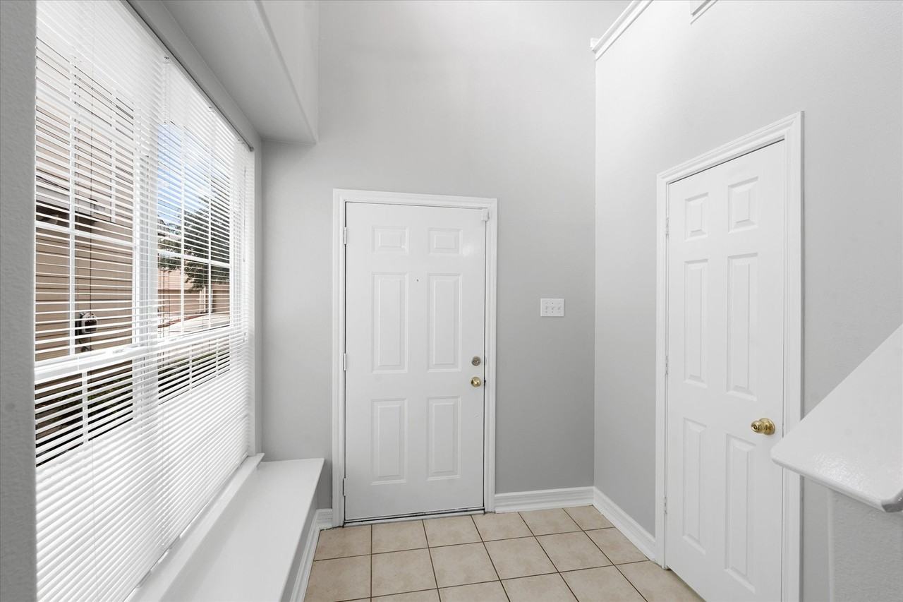 2946 Loganberry Park Ln - Photo 2 of 17