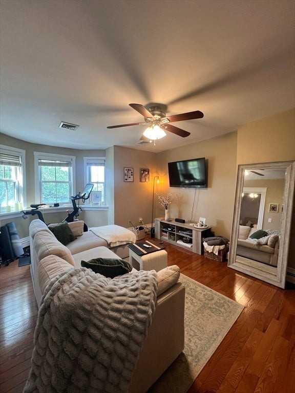 807 E Broadway - Photo 3 of 6