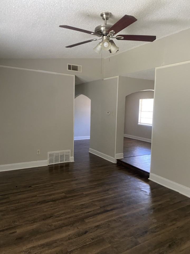 229 Highridge Dr - Photo 2 of 16