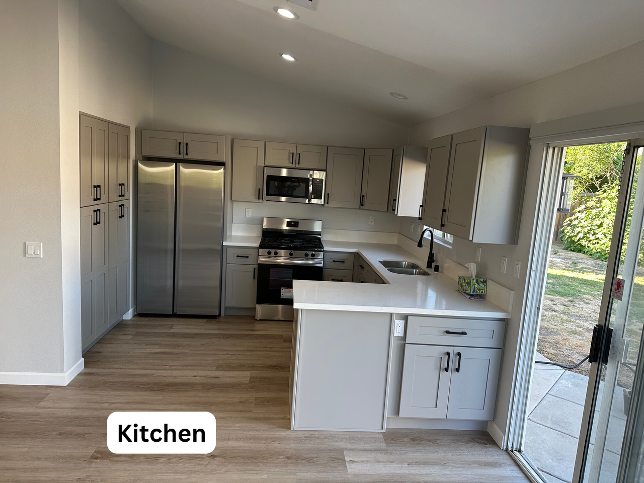 1844 Elm Ave #NA - Photo 3 of 11