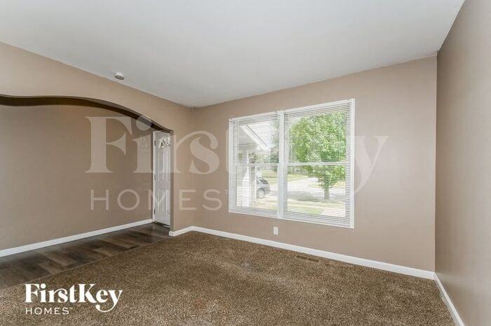 3574 Norberg Dr - Photo 3 of 15