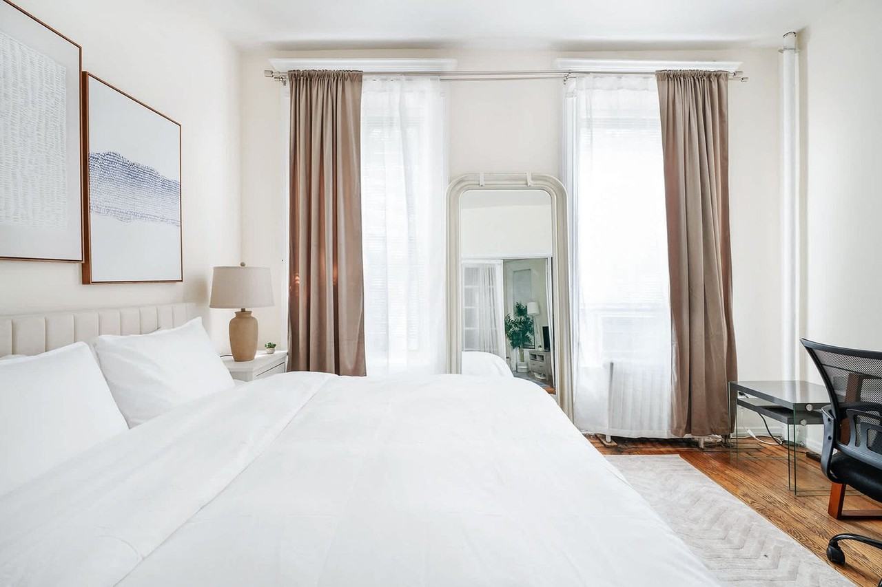 223 E 14th St #1021923P - Photo 7 of 21