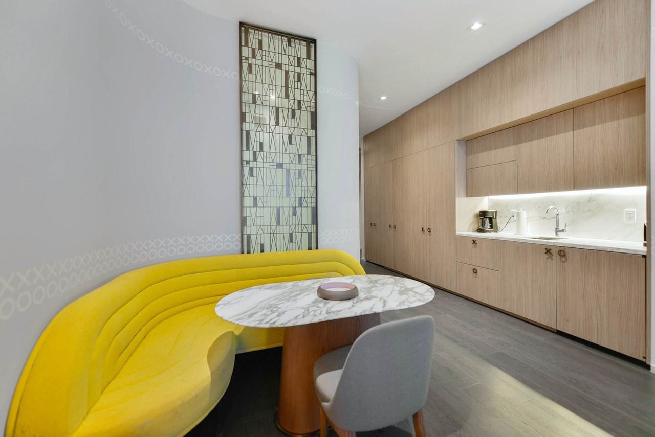 801 S Miami Ave #1022343P - Photo 3 of 18