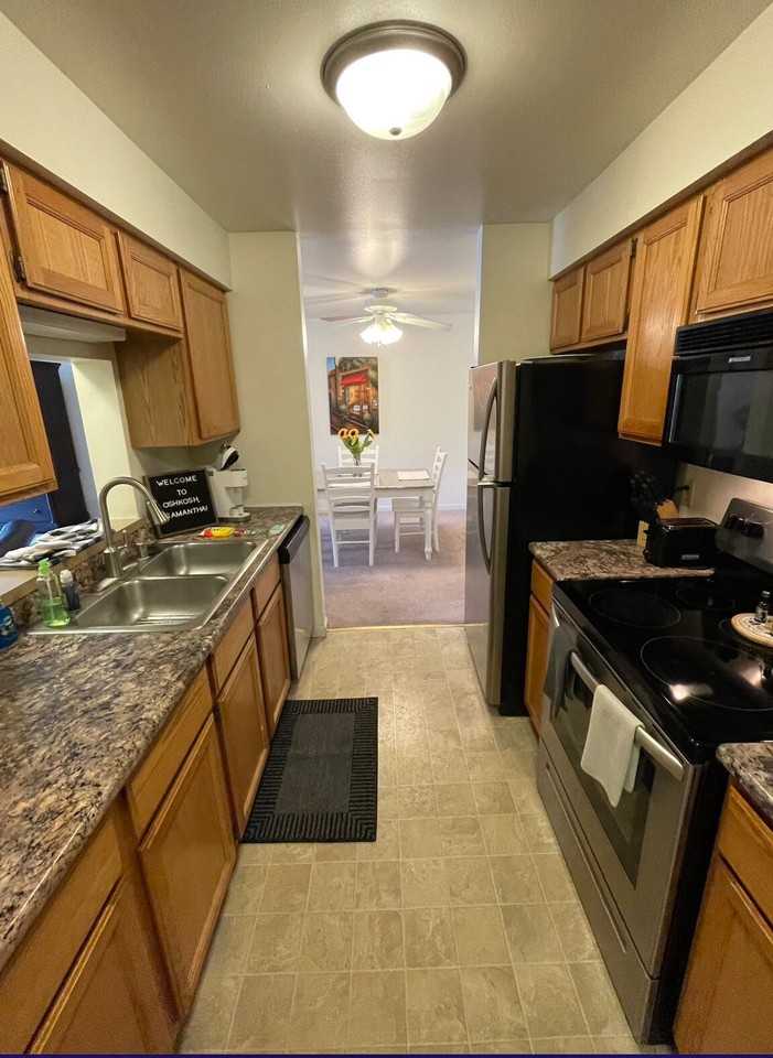 1306A Summit Ave #1253103P - Photo 2 of 7