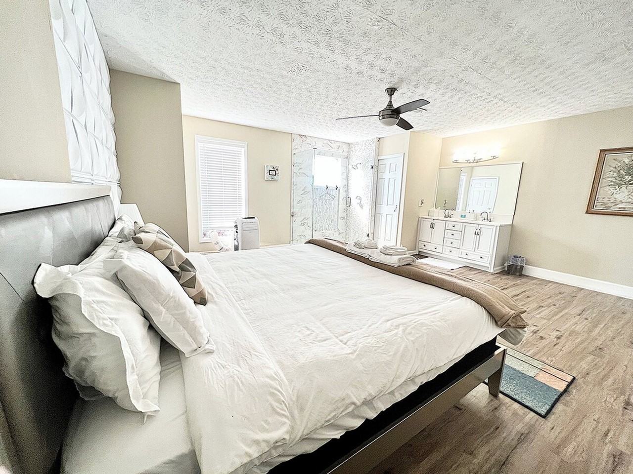 4710 Cambridge Park Ct #1254405P - Photo 5 of 17