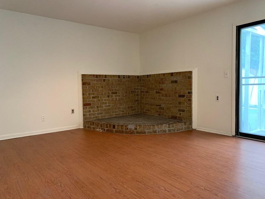 857 West 42nd Street - Photo 2 of 11