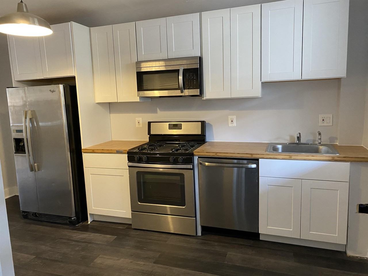 1238 ½ Street Southwest #1 - Photo 3 of 11