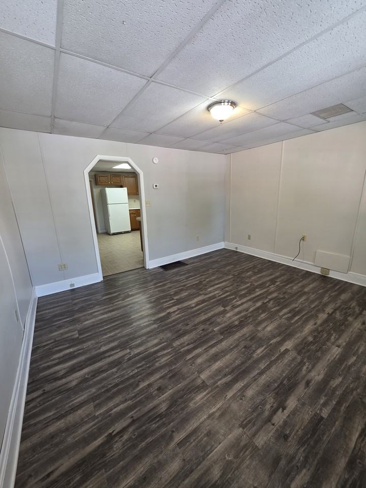 24 Kister Street - Photo 2 of 18