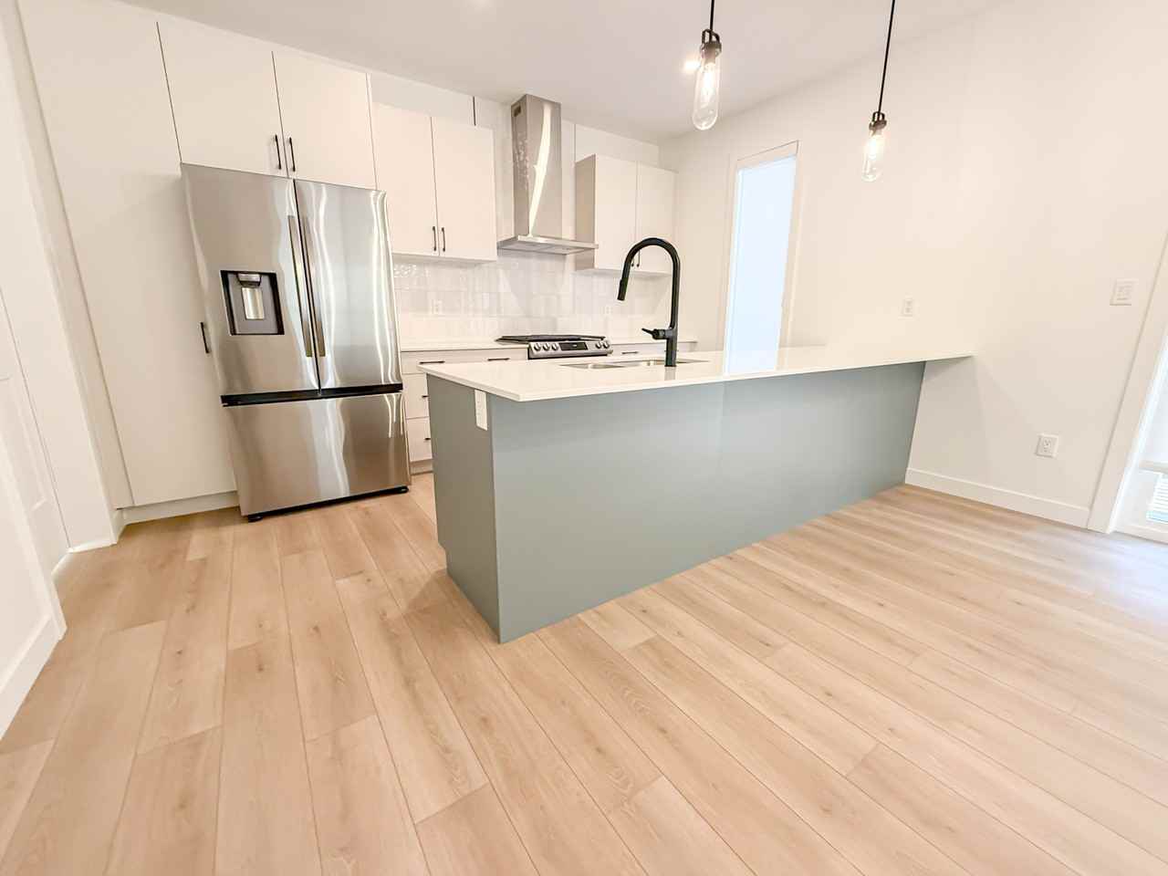 12409 122 Ave Nw - Photo 2 of 23