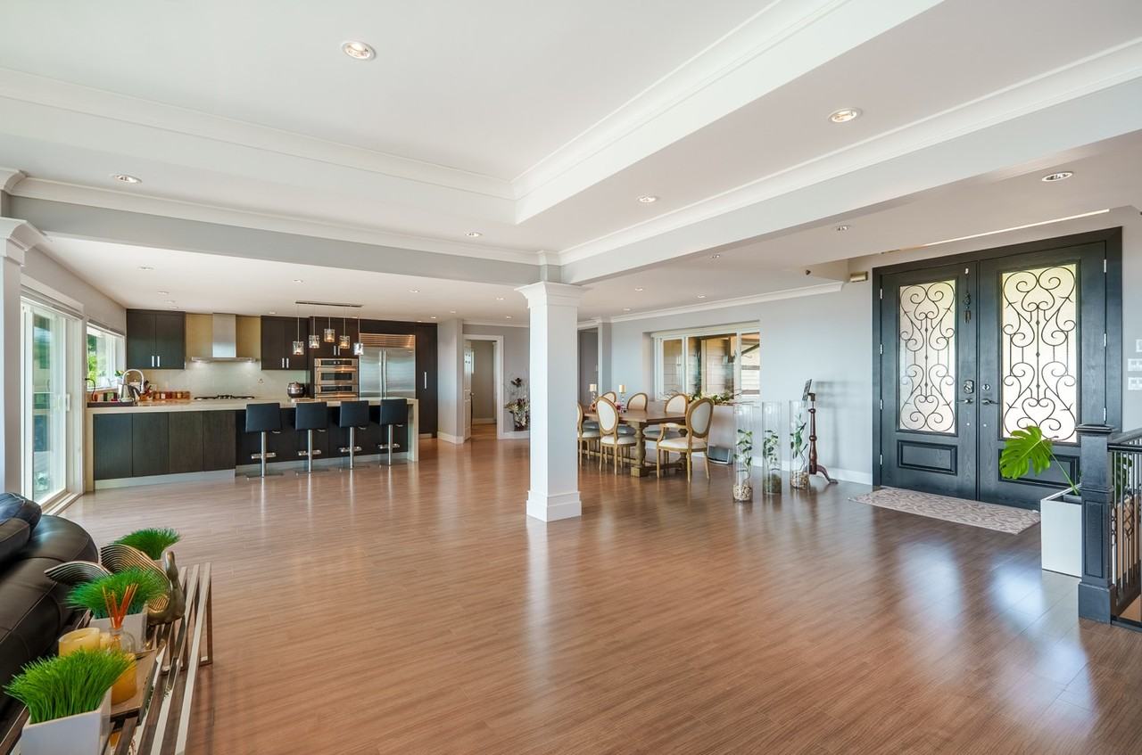 Sandhurst Place - Photo 6 of 29