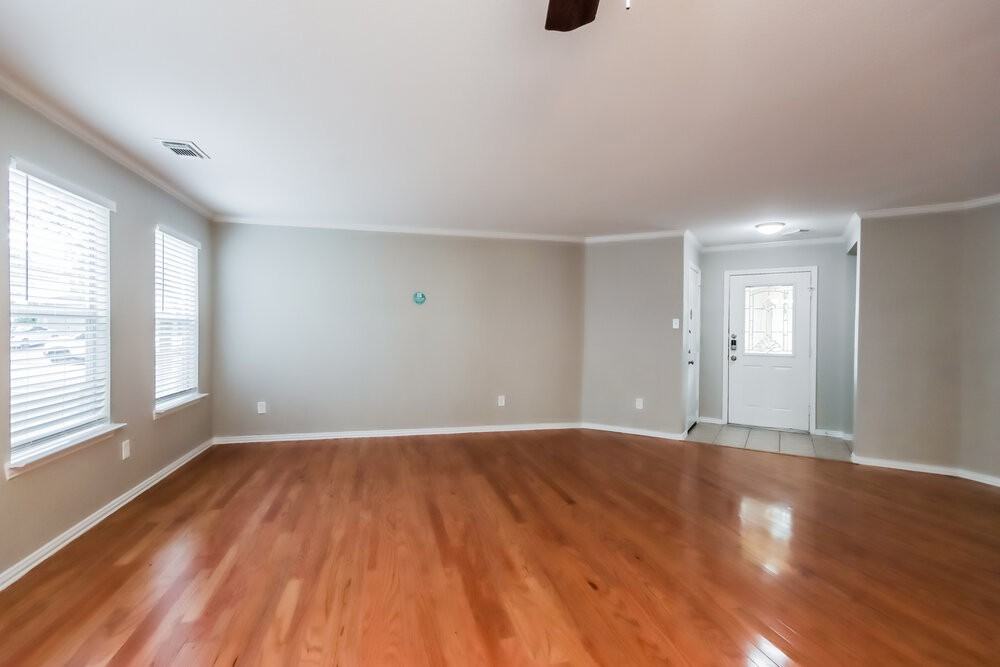11438 Flying Geese Ln - Photo 5 of 17