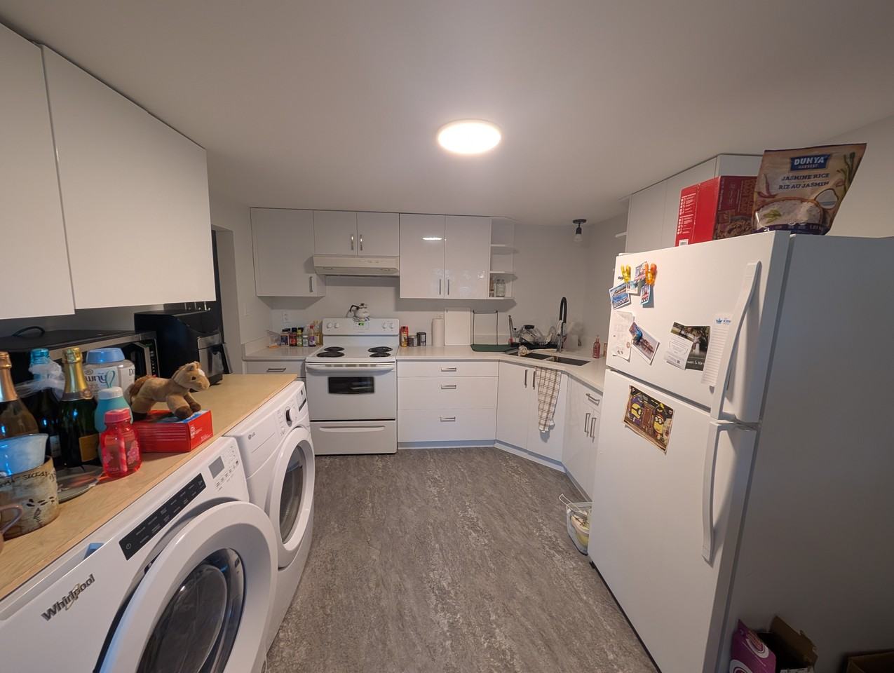 3135 Highview Street #B - Photo 3 of 11