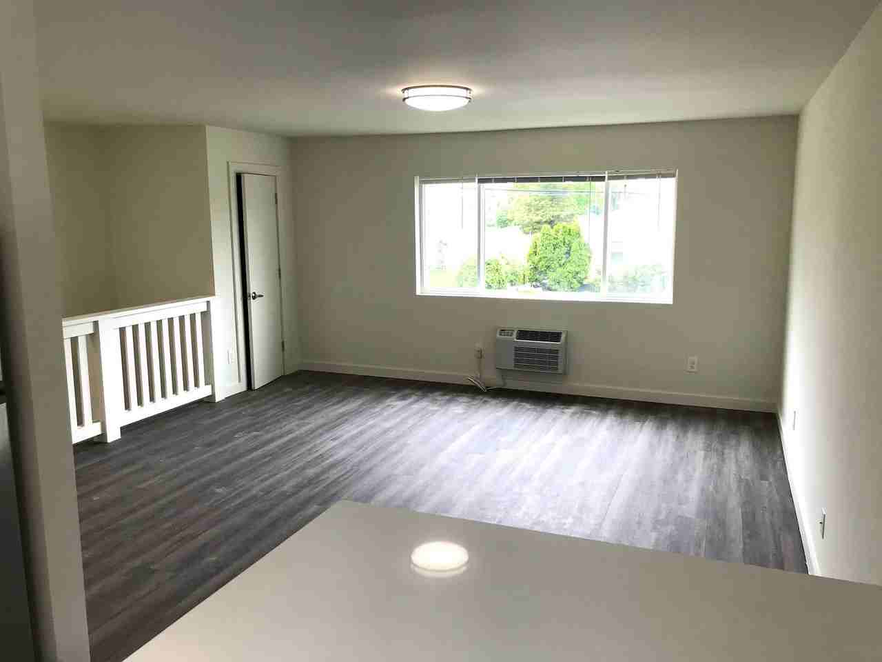 240 LB Elmwood - Photo 4 of 17